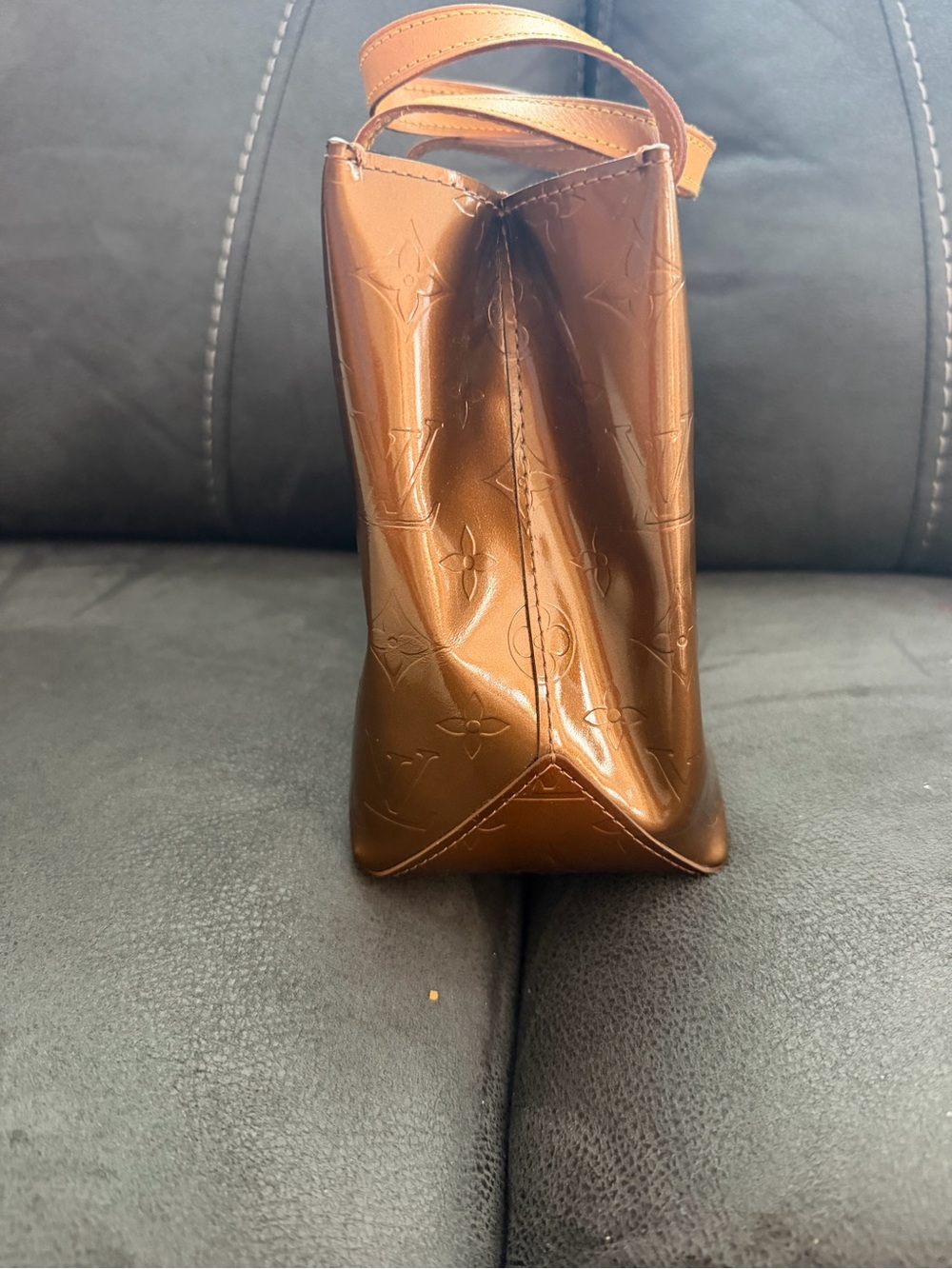 Louis Vuitton Chocolate Patent Monogram Small Tote - Picture 2 of 10